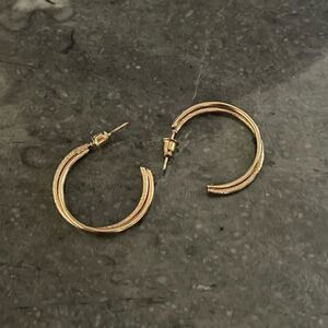 Golf twisted earrings